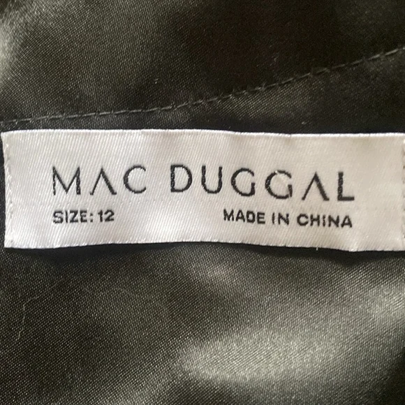 MAC DUGGAL FLORAL EMBROIDERED A-LINE TEA-LENGTH COCKTAIL DRESS BLACK 12 NEW